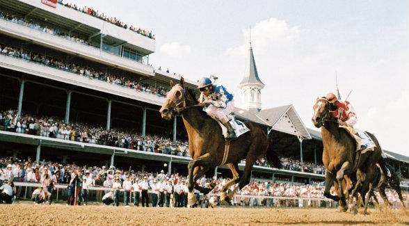 The Scharbauers’ Alysheba rocketed from the back of the field to edge Bet Twice and win the 1987 Kentucky Derby in 2:03.40.